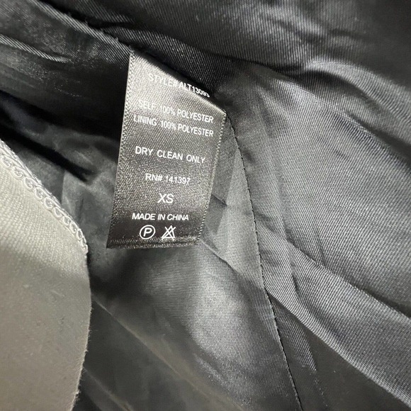 ASTR The Label Black Gray Marled Tweed Coat Size XS Asymmetrical Zip - Picture 16 of 16